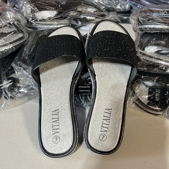 Glitter Slides Women’s Spa Sandals Black & Silver Multiple Sizes Available - Picture 5 of 7
